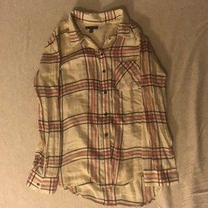American Eagle women’s flannel